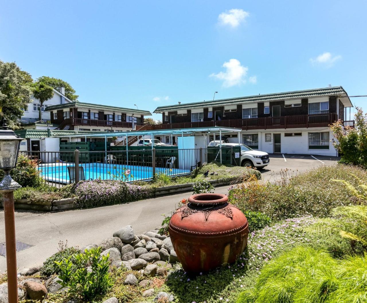 Flamingo Motel New Plymouth Esterno foto